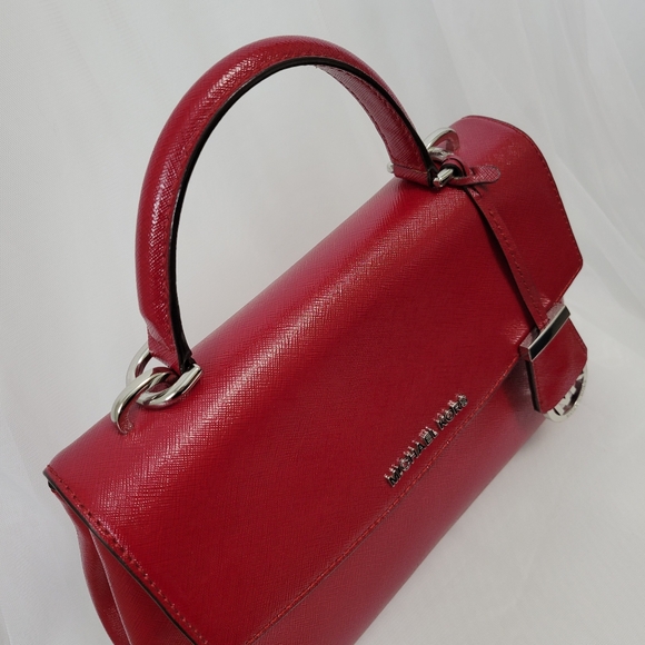 Like New! Michael Kors handbag- Authentic - Picture 9 of 11